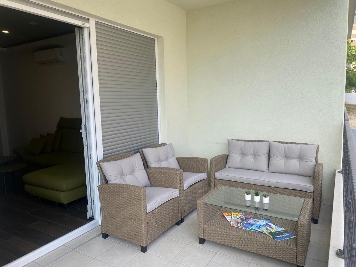 Modern New Apartment In マカルスカ エクステリア 写真